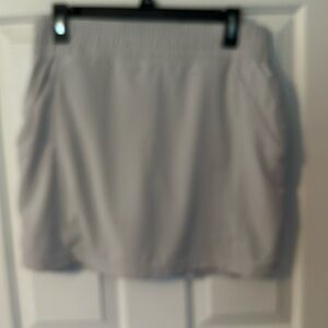 Columbia skort. Grey
